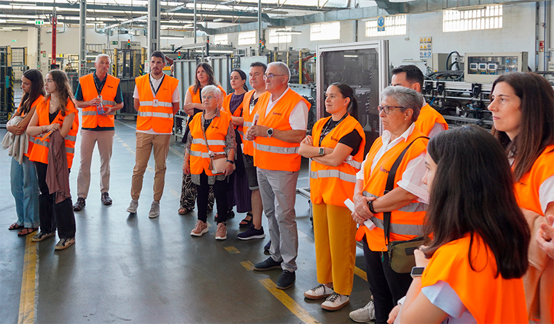 Family days, visit to the facilities.